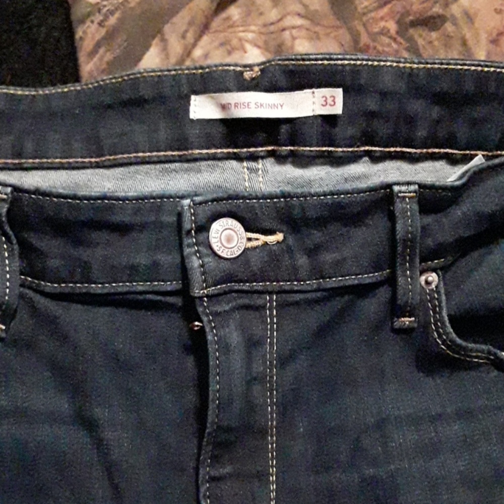 Levi skinny leg jeans